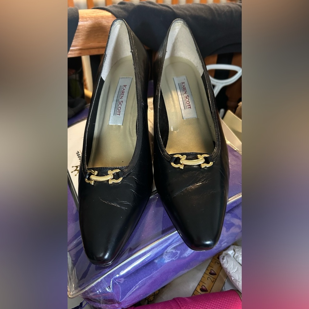 Vintage Karen Scott Pumps